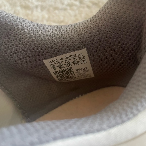 Adidas Alphabounce+ Sustainable Bounce Shoes - Picture 7 of 7